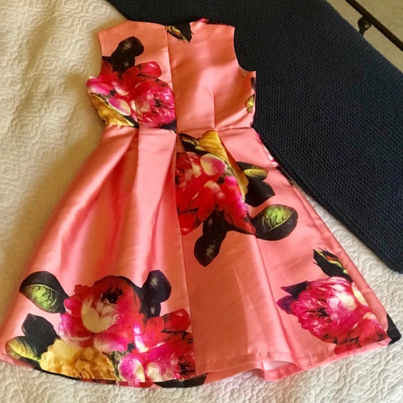 Pink floral dress - Picture 2 of 3